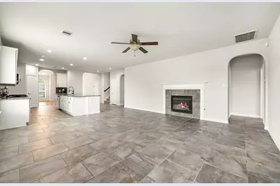 12510 Sherborne Castle Court, Tomball, TX 77375 - Photo 2