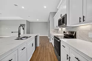 501 Oleander St, Waller, TX 77484 - Photo 24