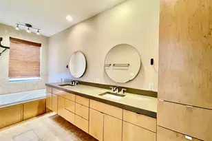 954 Patterson St, Houston, TX 77007 - Photo 16