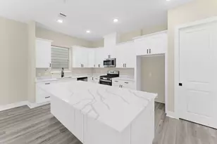 15010 Wunderlust Ln, Houston, TX 77069 - Photo 4