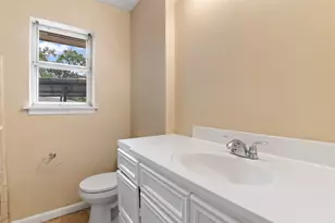 18108 Wild Oak Dr, Houston, TX 77090 - Photo 16