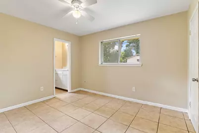 18108 Wild Oak Drive, Houston, TX 77090 - Photo 12