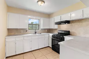 18108 Wild Oak Dr, Houston, TX 77090 - Photo 6