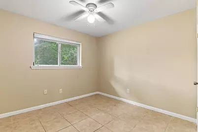 18108 Wild Oak Drive, Houston, TX 77090 - Photo 14