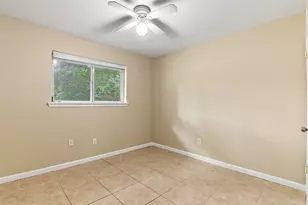 18108 Wild Oak Dr, Houston, TX 77090 - Photo 14