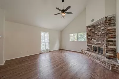 227 Glencairn Court, Houston, TX 77336 - Photo 6