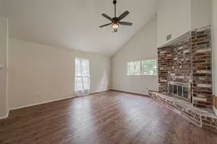 227 Glencairn Ct, Houston, TX 77336 - Photo 6