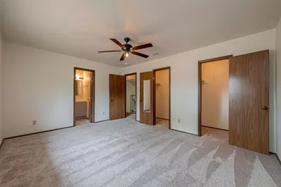 227 Glencairn Court, Houston, TX 77336 - Photo 20