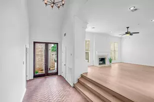 1246 Trace Dr, Houston, TX 77077 - Photo 4