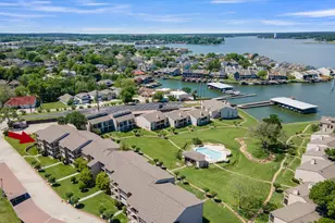 301 Lakeview Terrace, Conroe, TX 77356 - Photo 24