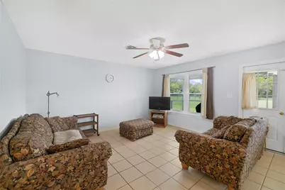 83 Lakeoak, Victoria, TX 77905 - Photo 4