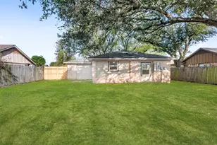 1310 Kenwick Pl, Pasadena, TX 77504 - Photo 30