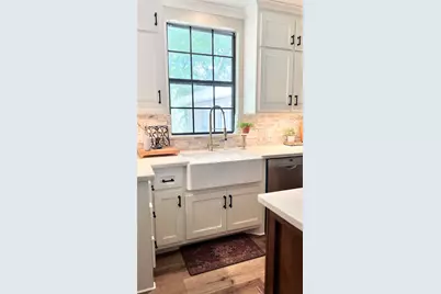 636 Franklin, La Grange, TX 78945 - Photo 4