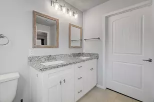 513 Hospital St, Tomball, TX 77375 - Photo 28