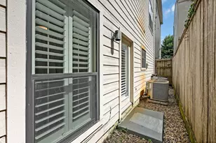 1610 Norfolk St, Houston, TX 77006 - Photo 20