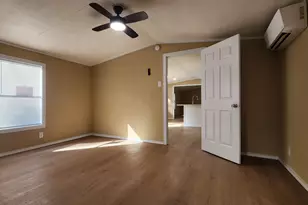 13151 S Lee Shore Dr, Willis, TX 77318 - Photo 4