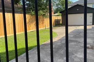 3020 Arbor St, Houston, TX 77004 - Photo 12