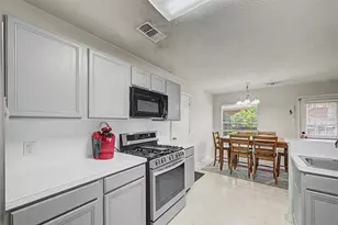 18406 Dinner Creek Dr, Katy, TX 77449 - Photo 12