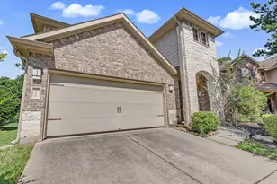 146 Black Swan Pl, The Woodlands, TX 77354 - Photo 2