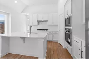 10227 Van Gogh Ct, Iowa Colony, TX 77583 - Photo 8