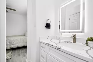 7812 Jester St, Houston, TX 77051 - Photo 30