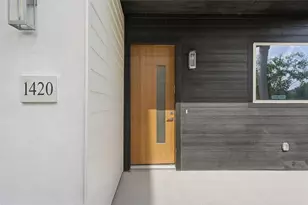 1420 W 34th 1/2 St, Houston, TX 77018 - Photo 2