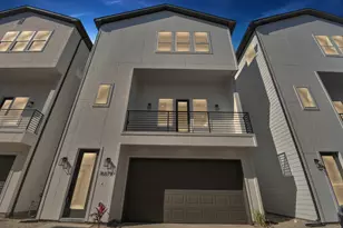1507 Robin St, Houston, TX 77019 - Photo 1