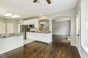 7510 Stonesfield Pl, Spring, TX 77389 - Photo 10