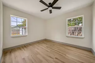 6638 Thornwall St, Houston, TX 77092 - Photo 14