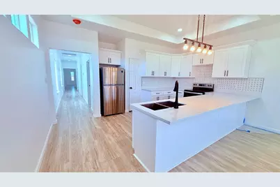 7018 5914 02, Cleveland, TX 77327 - Photo 2