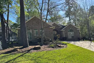 119 April Waters Dr W, Conroe, TX 77356 - Photo 18