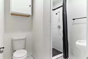 3863 Arbor St, Houston, TX 77004 - Photo 6