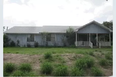 1603 Hackberry Street, Three Rivers, TX 78071 - Photo 1