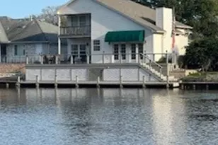 1409 West Lake Shores Circle N, Huntsville, TX 77340 - Photo 1