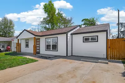 3209 McCrarey Drive, Houston, TX 77088 - Photo 6