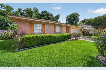 11746 Apple Bough Circle, Houston, TX 77067 - Photo 28