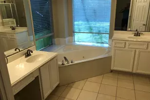 15403 Park Glen Dr, Sugar Land, TX 77498 - Photo 18