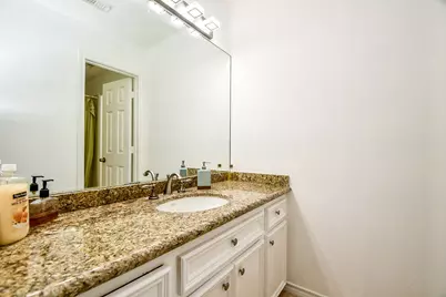 410 Kingfisher Drive, Sugar Land, TX 77478 - Photo 38