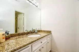410 Kingfisher Dr, Sugar Land, TX 77478 - Photo 38