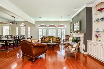 410 Kingfisher Drive, Sugar Land, TX 77478 - Photo 22