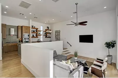 4218 Gibson Street #B, Houston, TX 77007 - Photo 4
