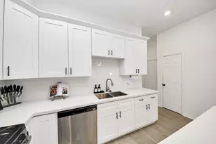 4613 Ireland St, Houston, TX 77016 - Photo 12