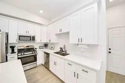4613 Ireland Street #B, Houston, TX 77016 - Photo 6