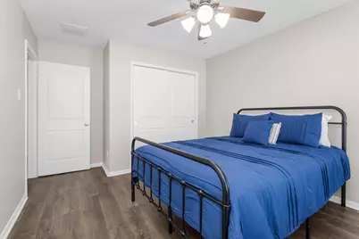 4704 Bella Court, Alvin, TX 77511 - Photo 38
