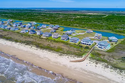 704 Cameron Circle, Port Bolivar, TX 77650 - Photo 10