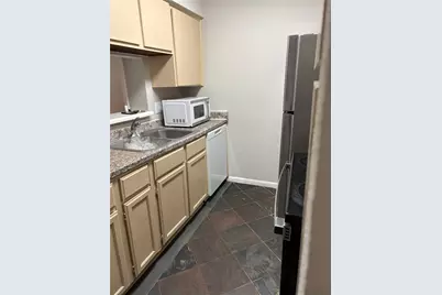 3055 SW Walnut Bend Lane #13, Houston, TX 77042 - Photo 12