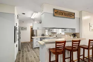 205 Klesel St, Schulenburg, TX 78956 - Photo 10