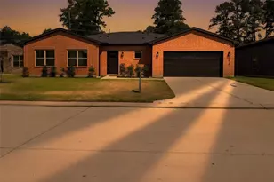 2614 Piemonte Ave Circle, Spring, TX 77388 - Photo 2