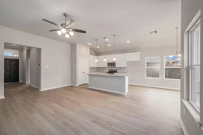 12983 Skyline Drive, Willis, TX 77318 - Photo 4