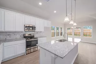 12983 Skyline Dr, Willis, TX 77318 - Photo 2